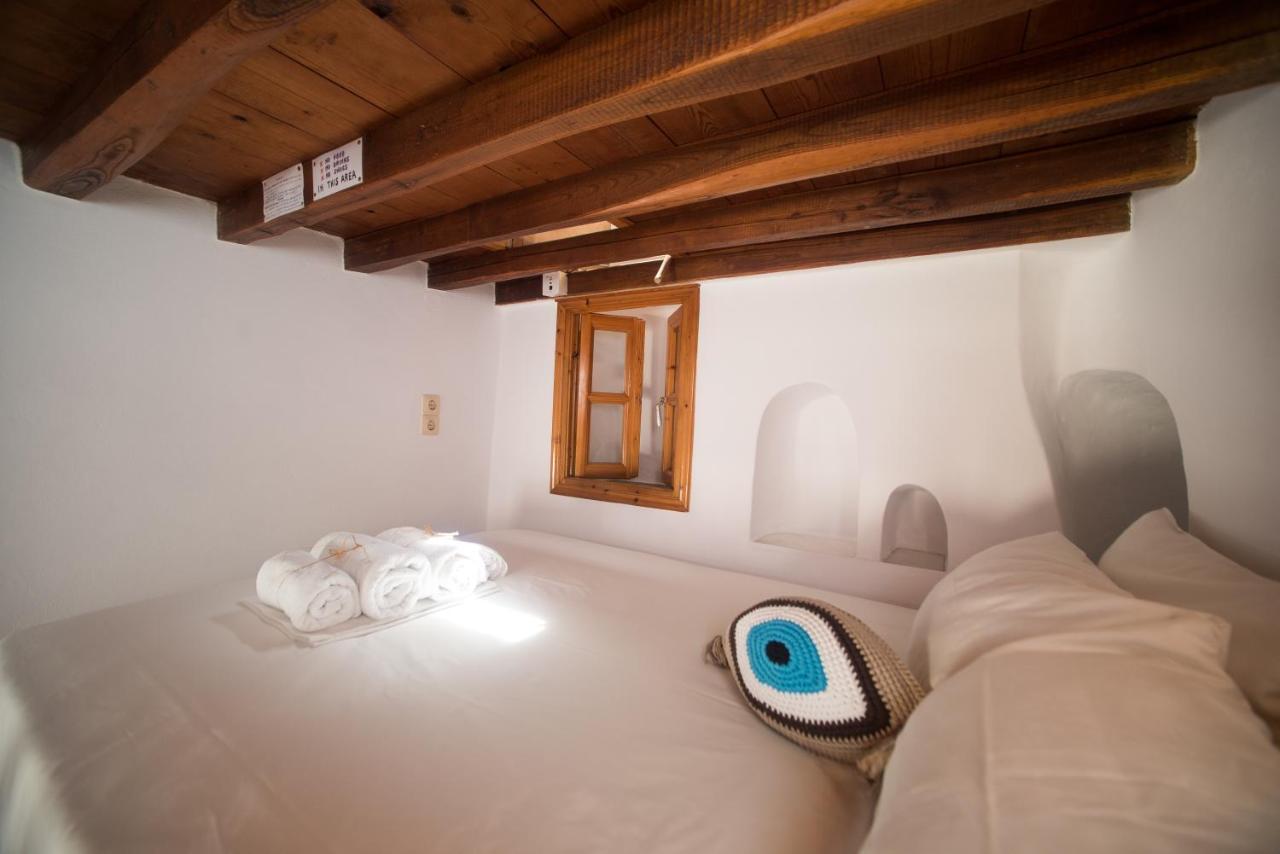 Bright & Relaxing Loft With Attic Room In The Heart Of Mykonos City Mykonos Town 外观 照片
