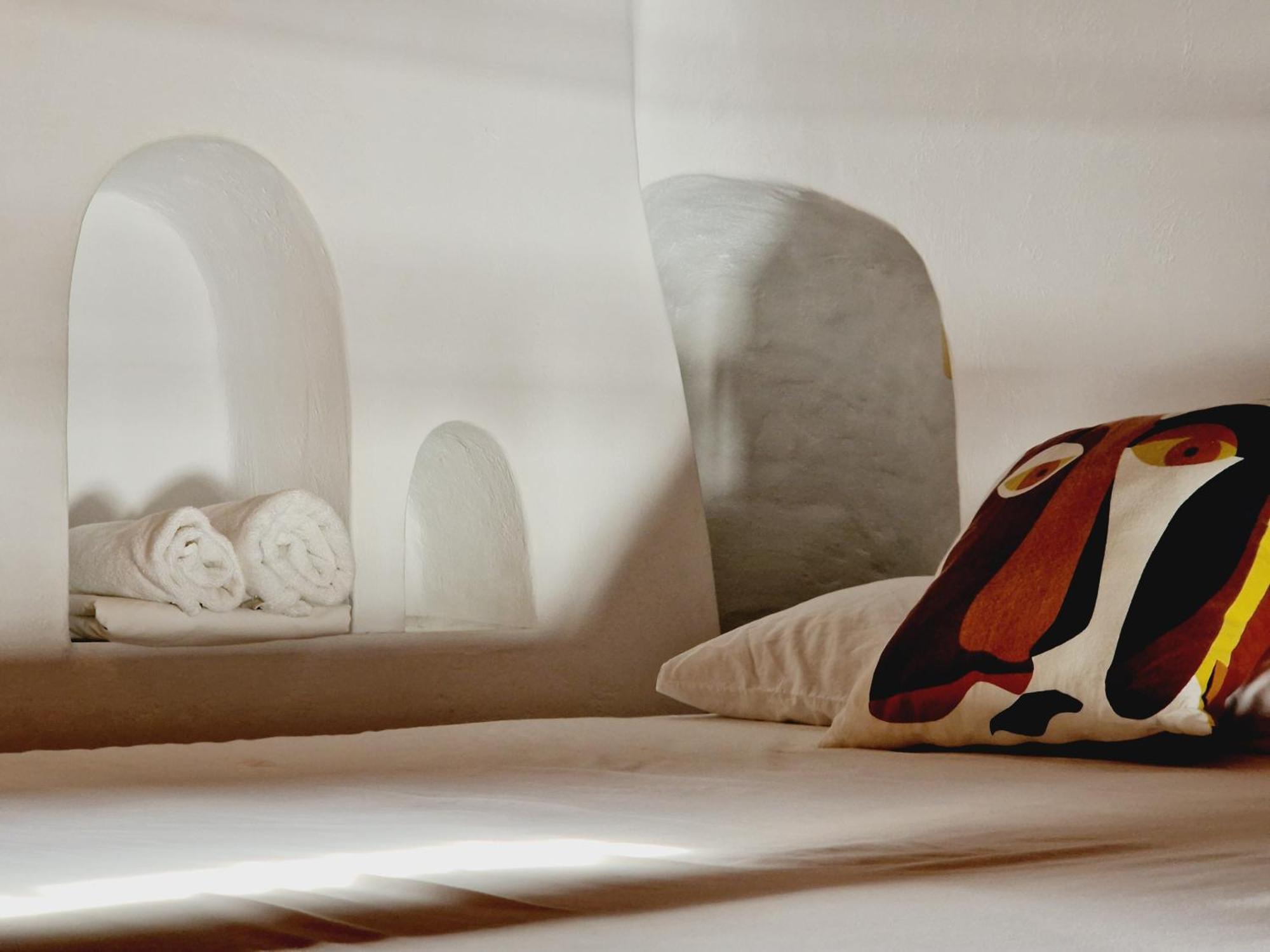 Bright & Relaxing Loft With Attic Room In The Heart Of Mykonos City Mykonos Town 外观 照片