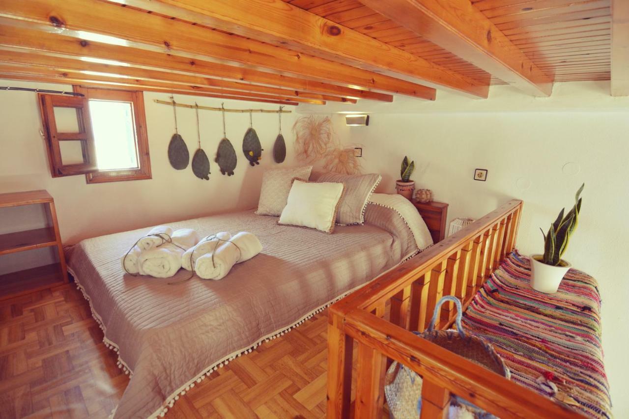 Bright & Relaxing Loft With Attic Room In The Heart Of Mykonos City Mykonos Town 外观 照片